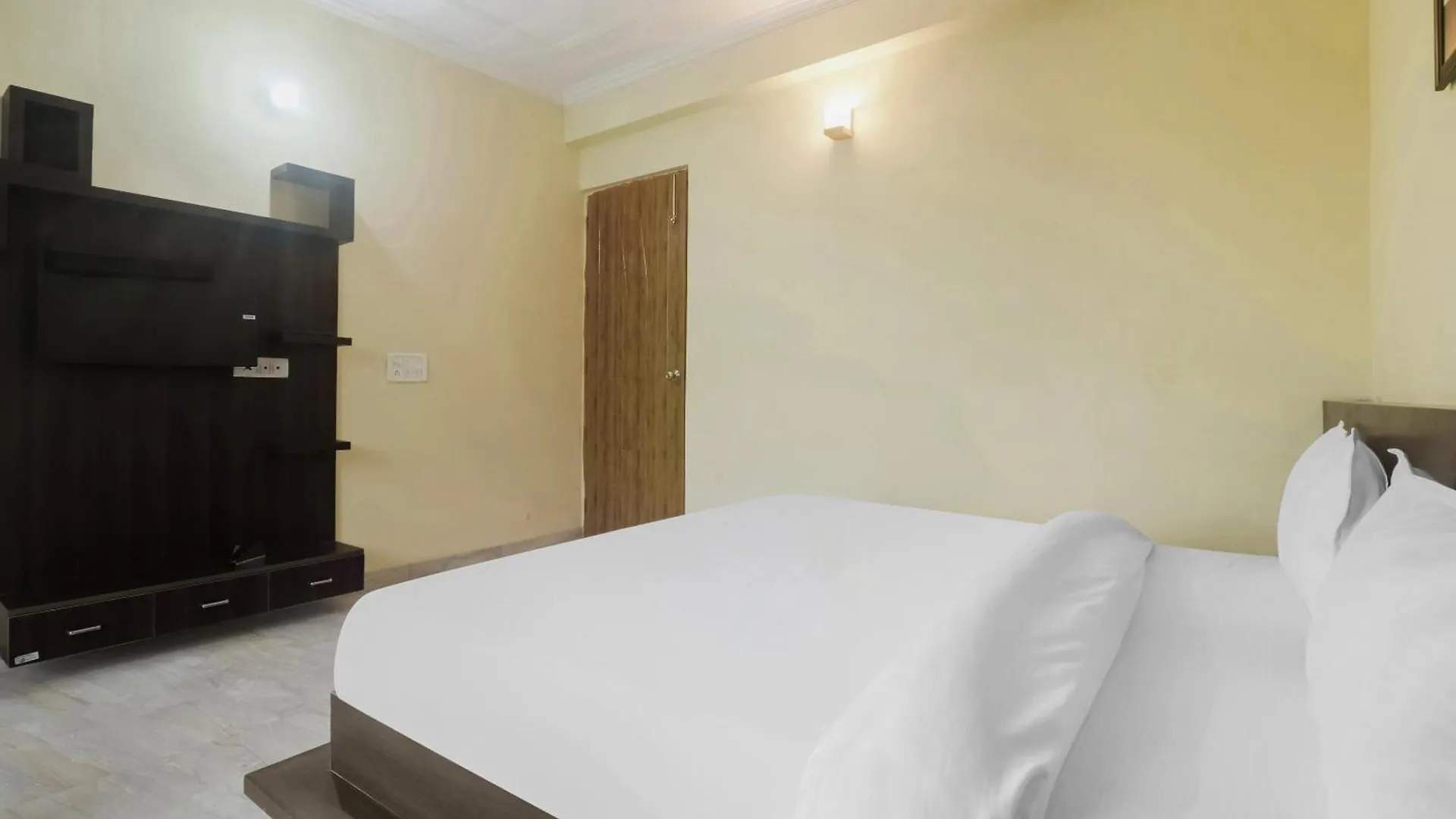 Collection O Majestic Inn Gurgaon