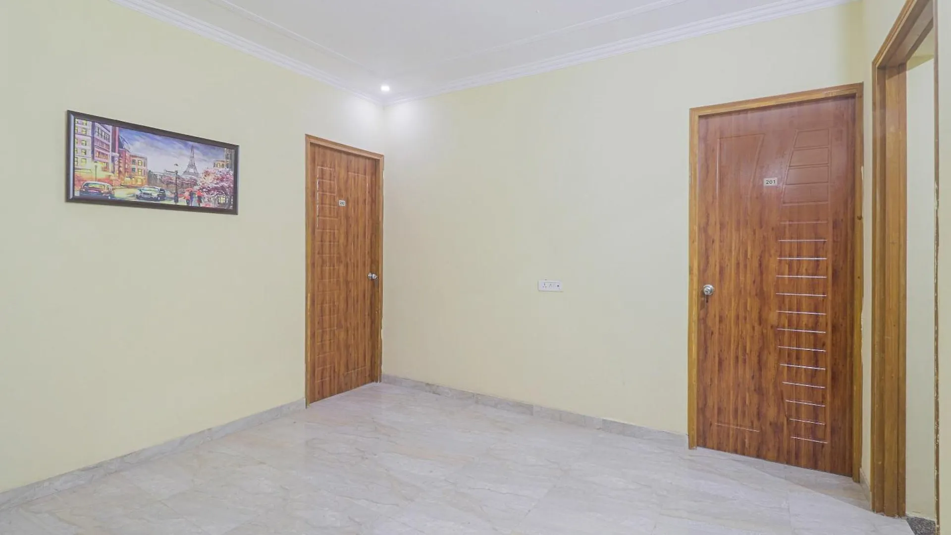 Collection O Majestic Inn Gurgaon